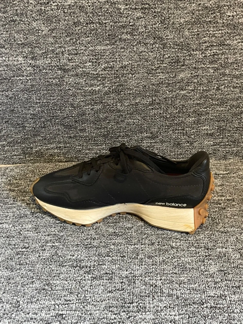 New Balance The Intelligent Choice 327 Men’s 8